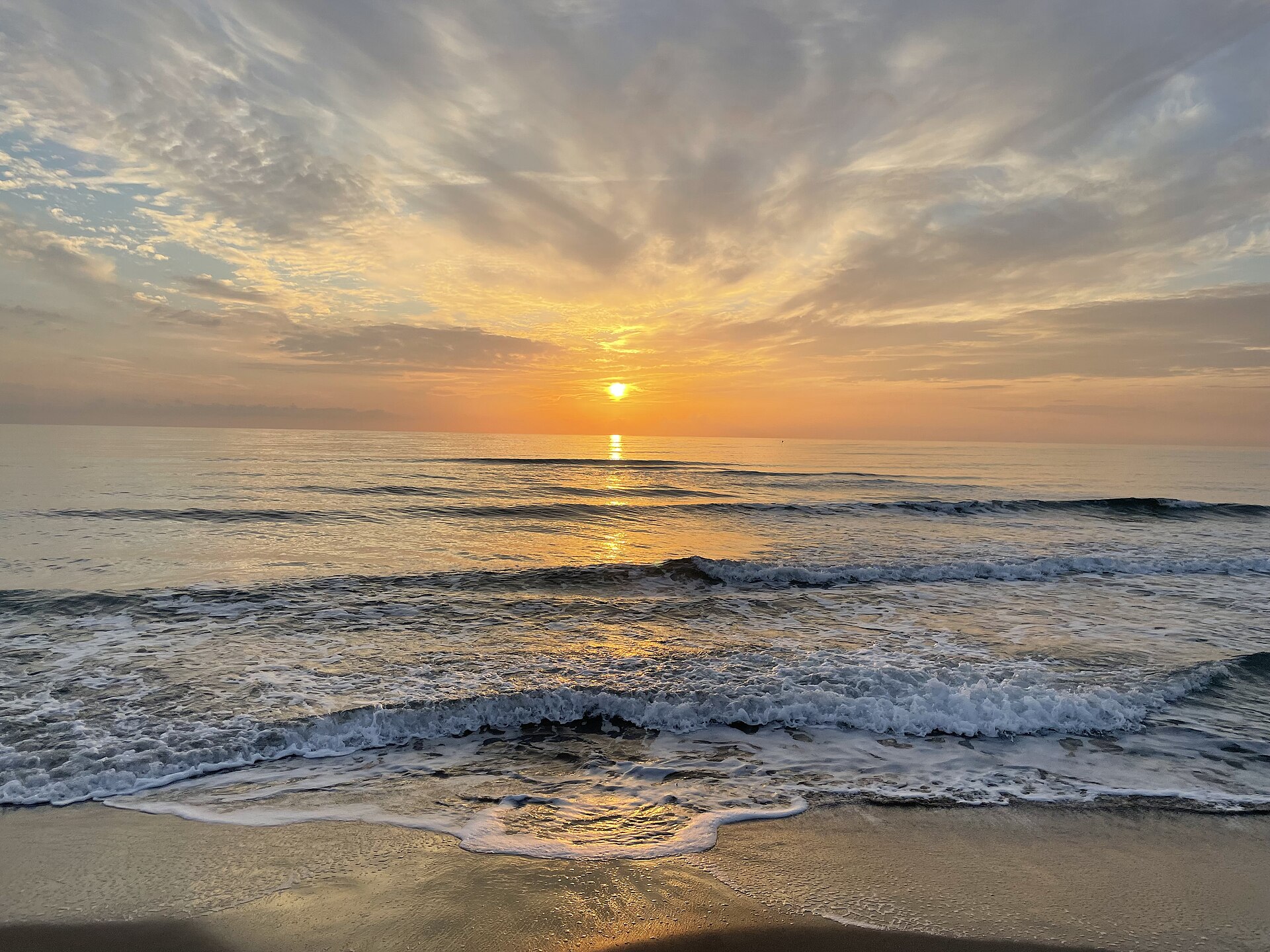 From medieval walls to golden sands: a day trip guide to Viareggio and Versilia